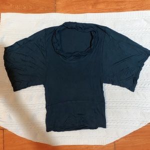 EUC dark emerald 3/4 wide sleeves top, sz. S